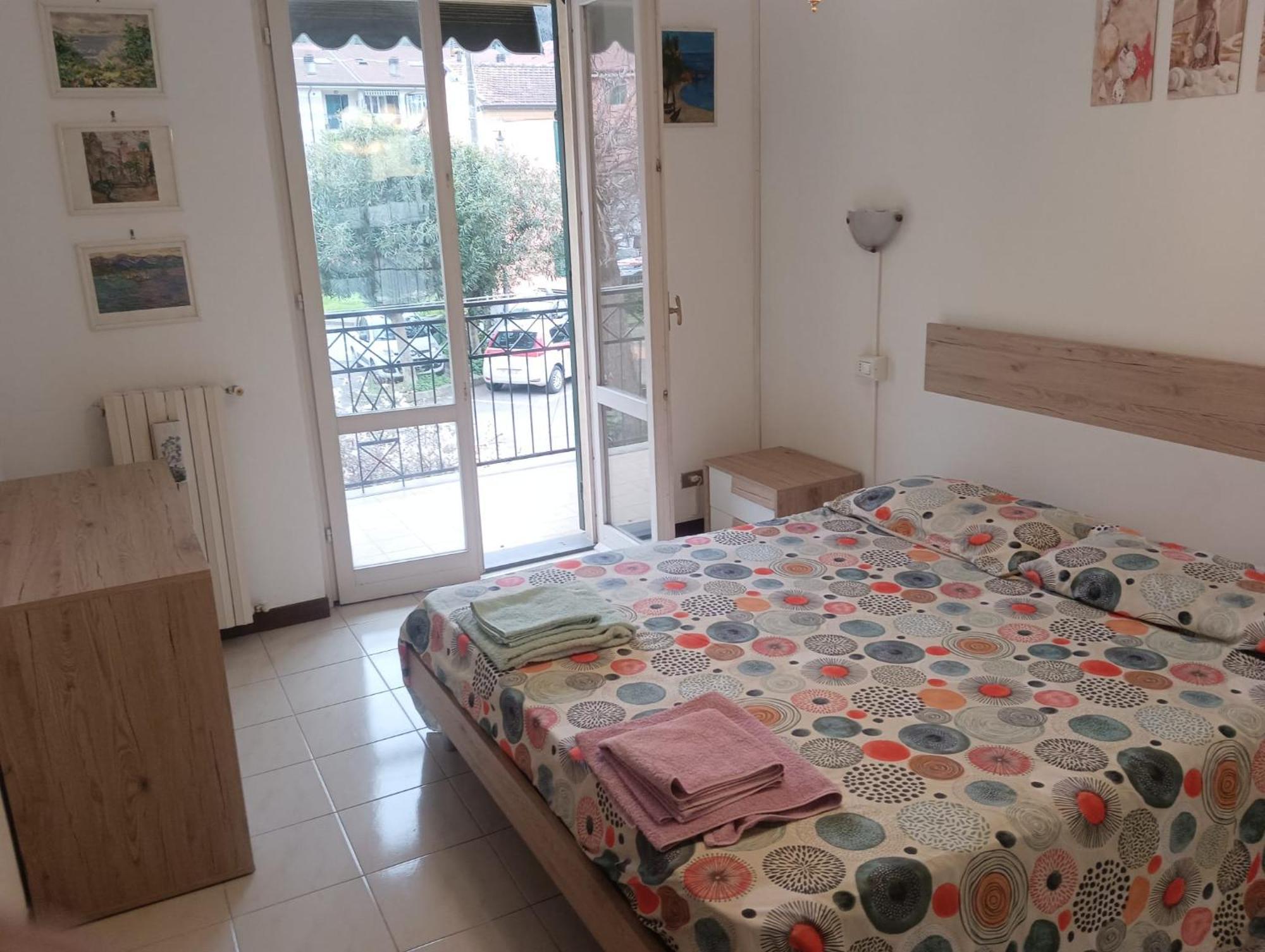 Noemi Apartment 5 Lands Paradise Леванто Екстер'єр фото